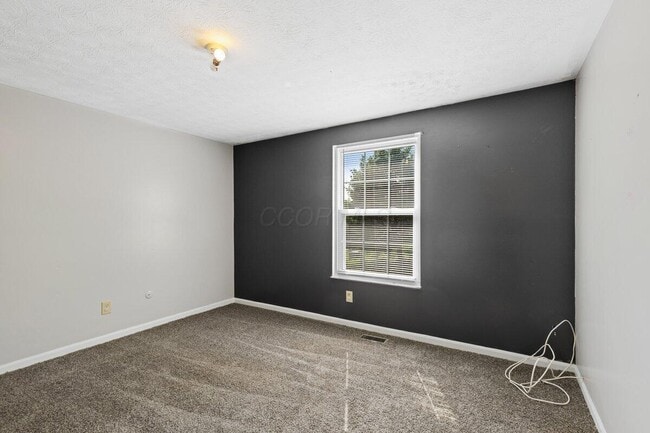 Building Photo - 11589 Milnor Rd
