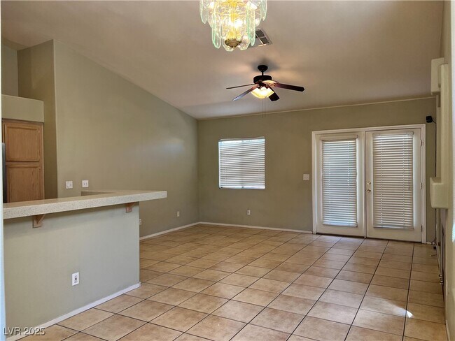 Building Photo - 9824 Double Rock Dr