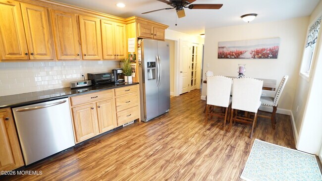 Building Photo - 65 Hurleys Ln