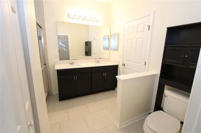 Building Photo - 2380 Sanderling St