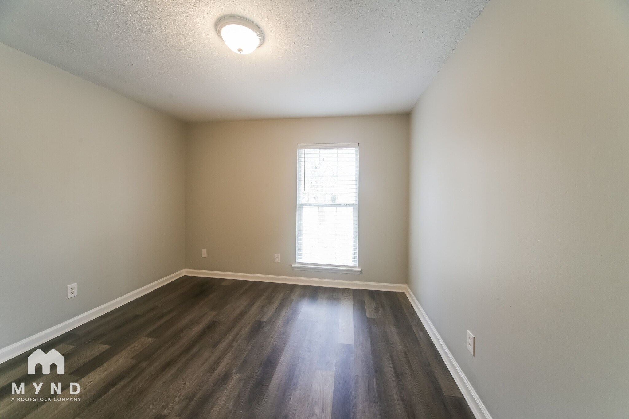 Building Photo - 2695 Shady Grove Dr
