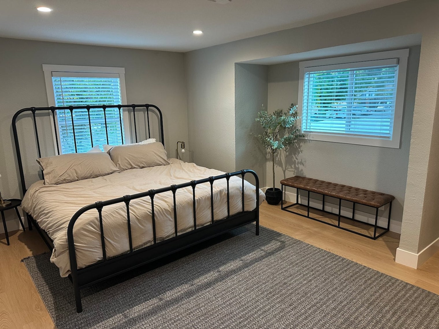 Building Photo - 1839 San Luis Rd