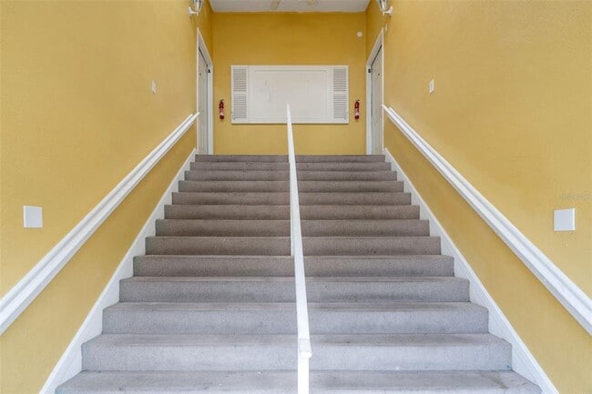 Building Photo - 8128 Papaya St