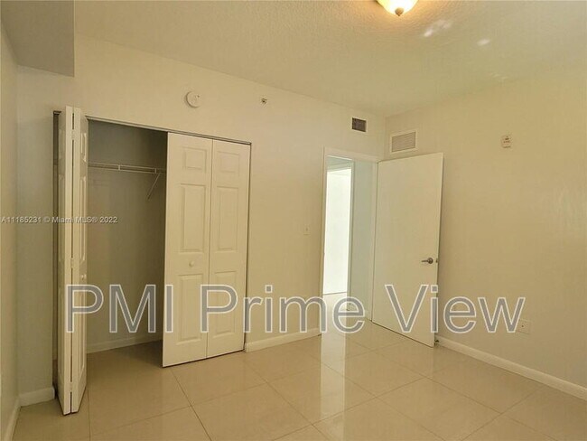 Building Photo - 11060 SW 196th St