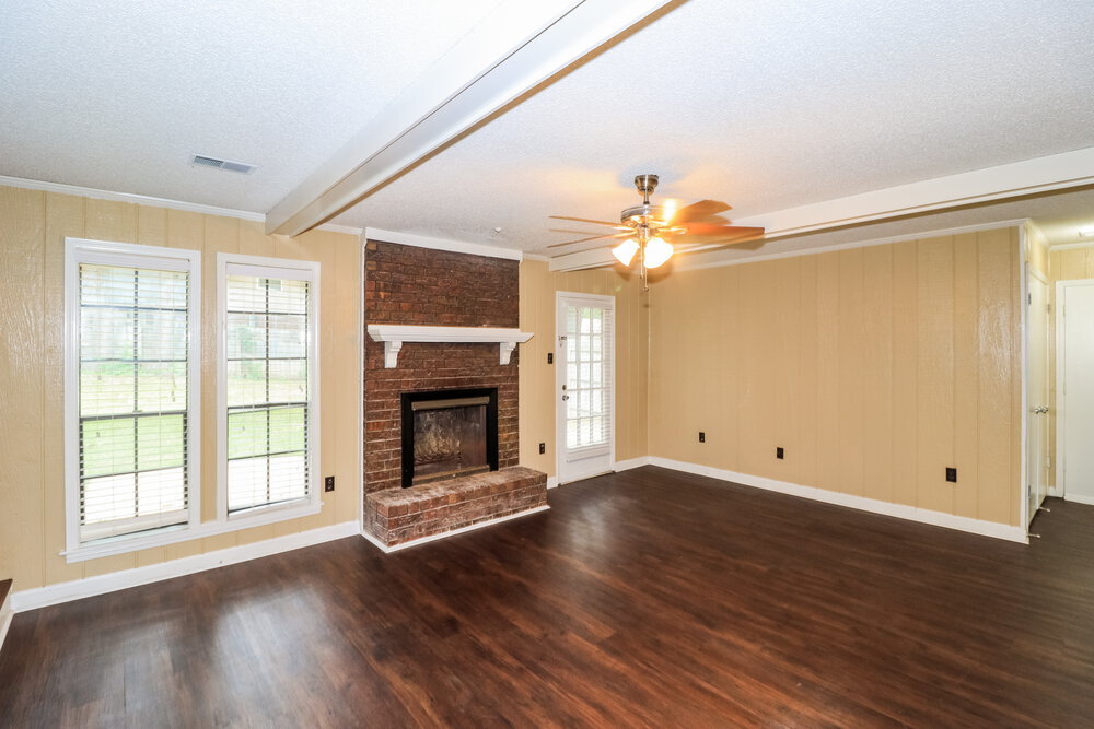 Building Photo - 5672 Remsen Ave