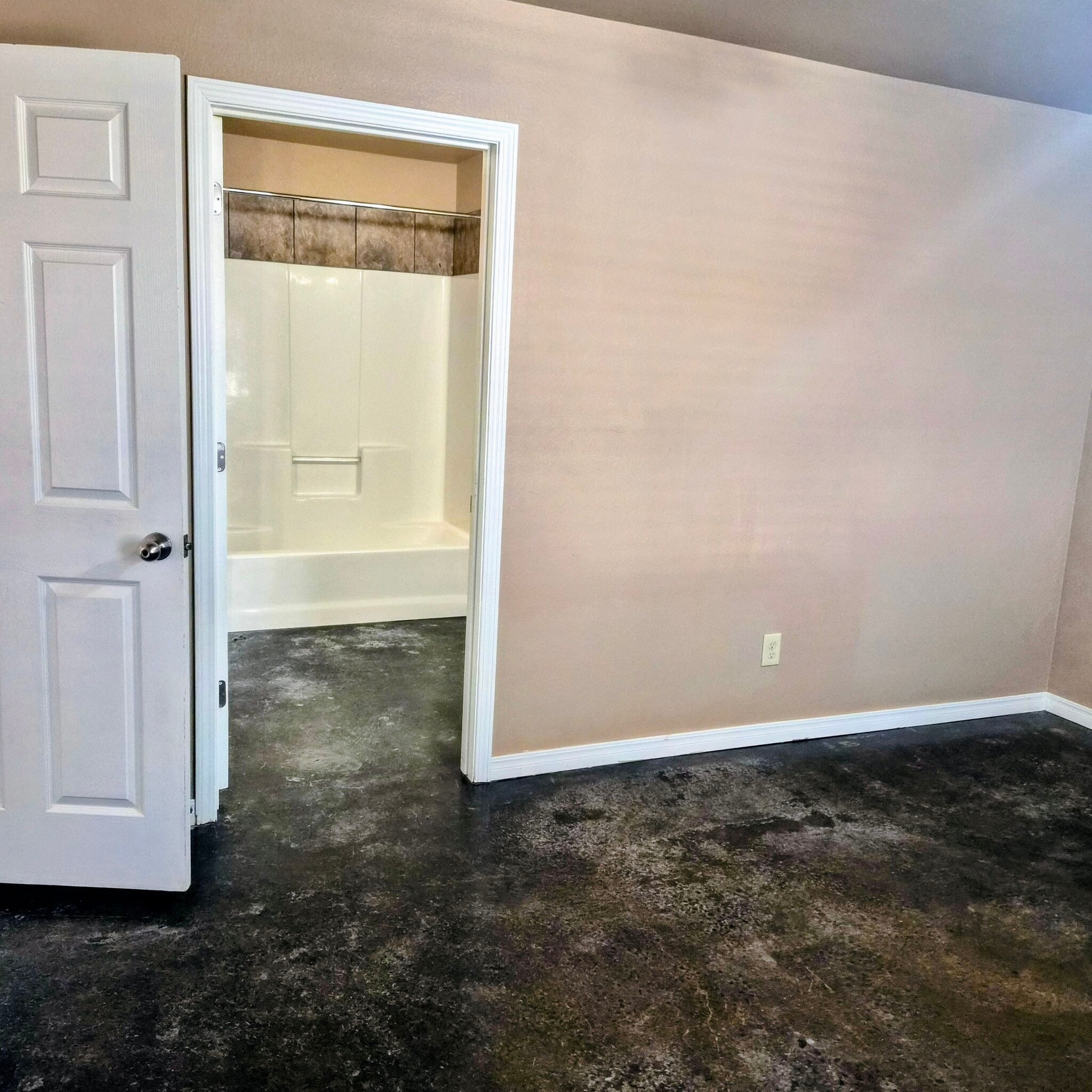 Building Photo - 2709 Steves Way