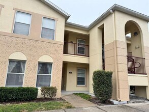 Building Photo - 2732 Club Cortile Cir