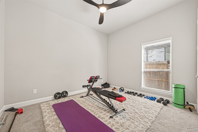 Building Photo - 2806 Sycamore Wood Trce