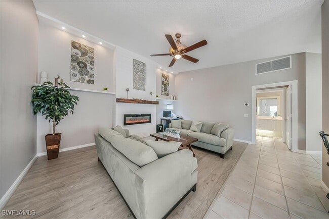 Building Photo - 4585 Pasadena Ct