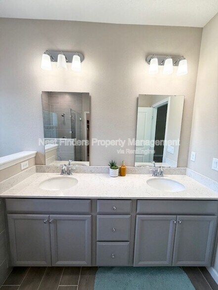 Building Photo - 619 Brown Bear Run