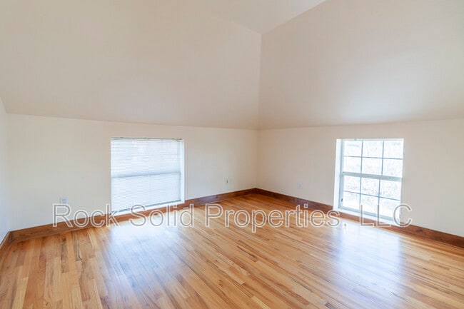 Building Photo - 1717 House Ave