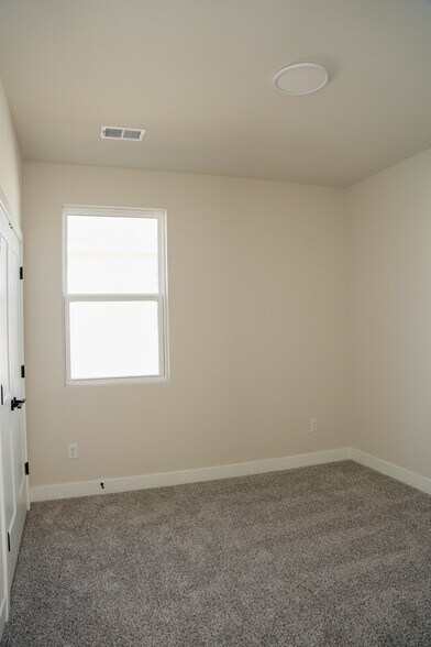 Building Photo - 20680 S Barker St