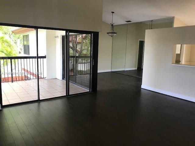 Building Photo - 337 Ives Dairy Rd