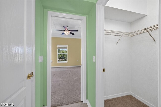Building Photo - 3241 Cottonwood Bend