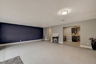 Building Photo - 13194 Trail Hollow Dr