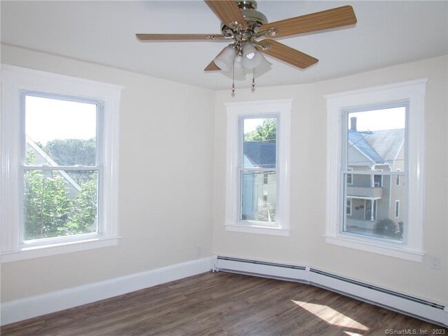 Building Photo - 110 Culvert St