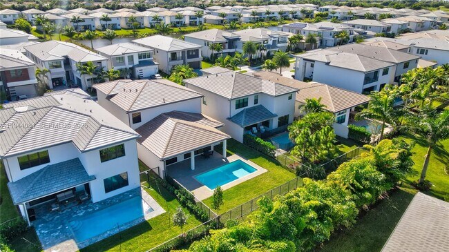 Building Photo - 8525 Crystal Downs Ave