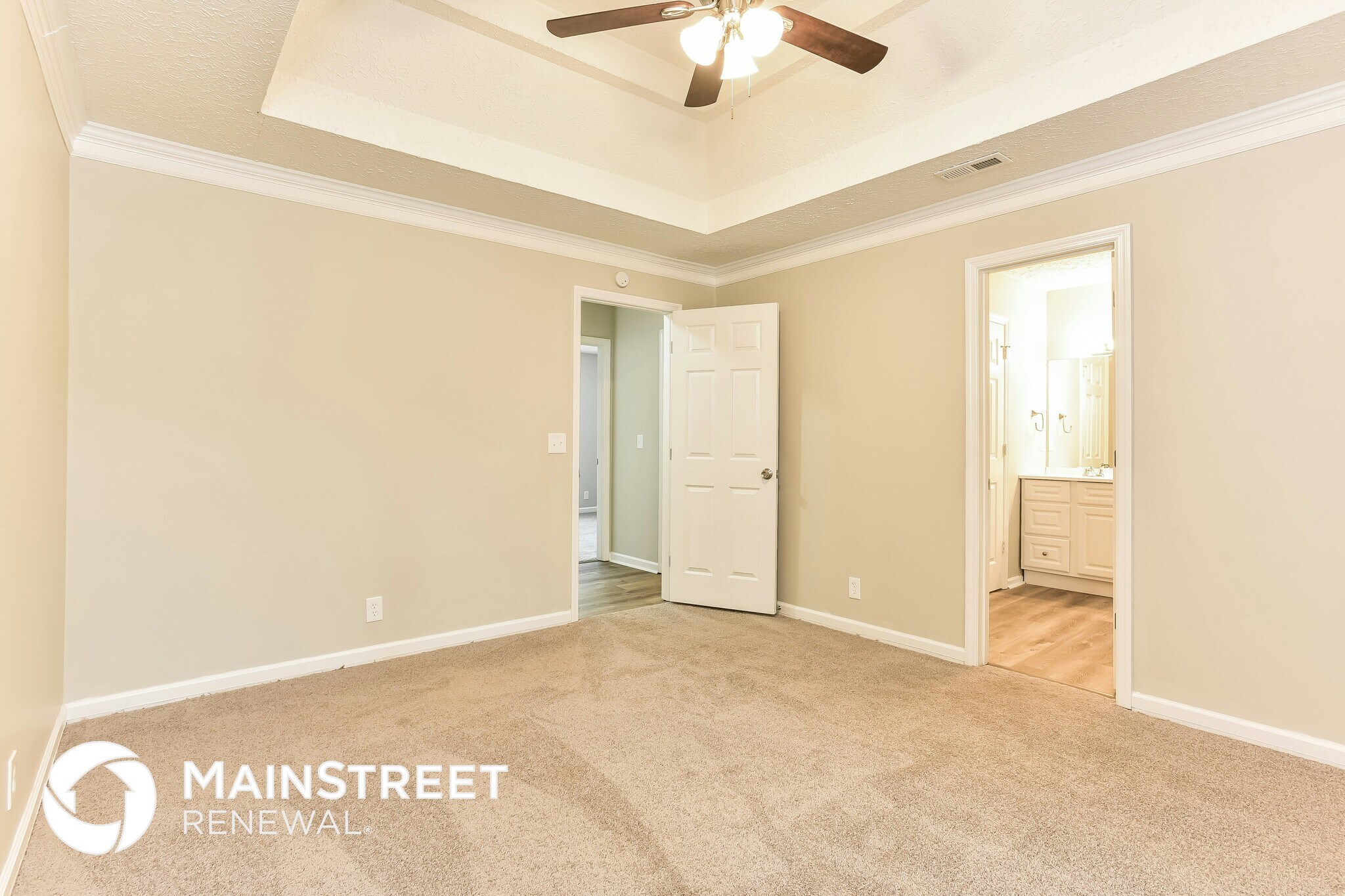 Building Photo - 904 Conway Ln