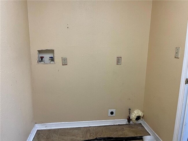 Building Photo - 1723 New Orleans St