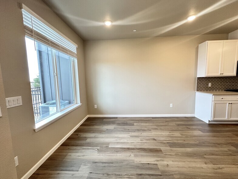 Building Photo - 6800 Merseyside Ln