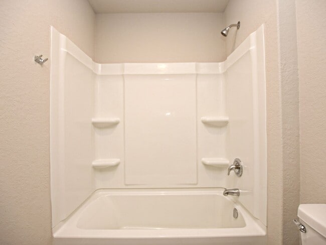 Building Photo - 3 BR/2 BA - Waterwheel! - SAN ANTONIO