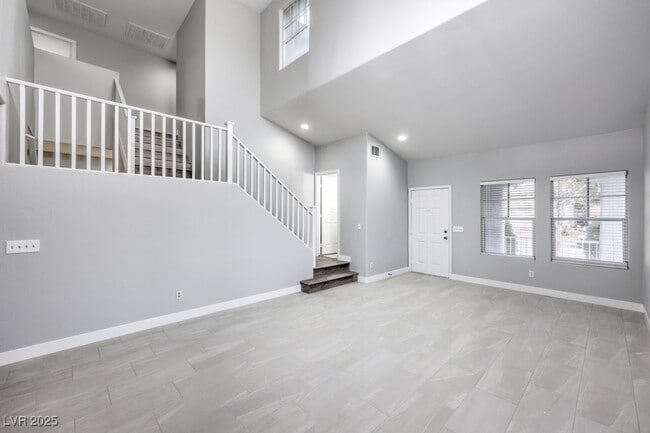 Building Photo - 2919 Cafe Racer Ct