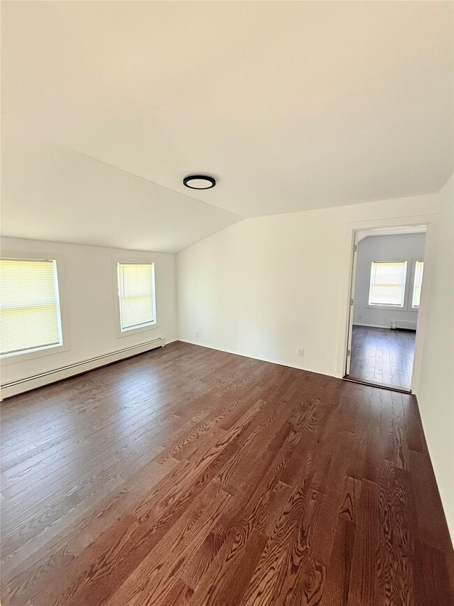 Building Photo - 815 Carpenter Pl