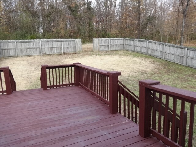 Building Photo - 5552 Craftwood Dr