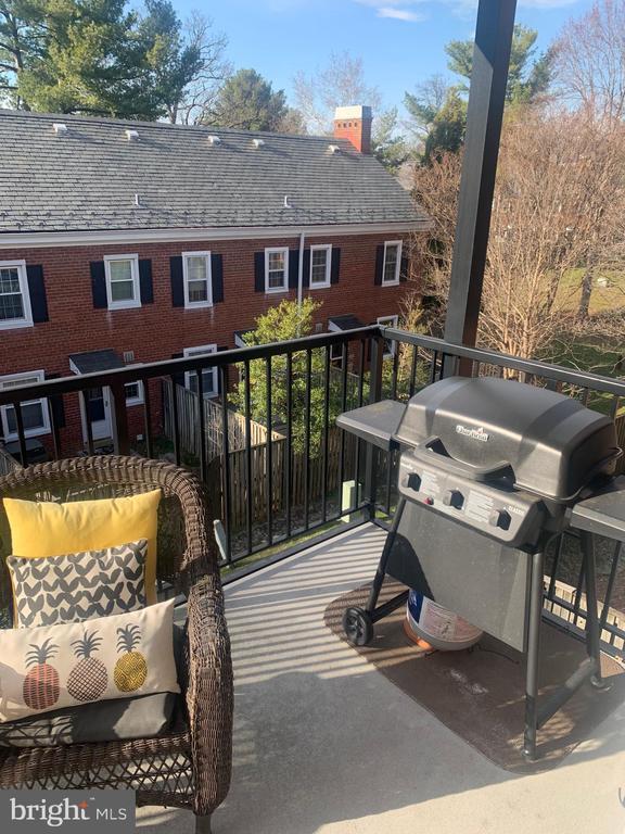 Building Photo - 2961 S Columbus St