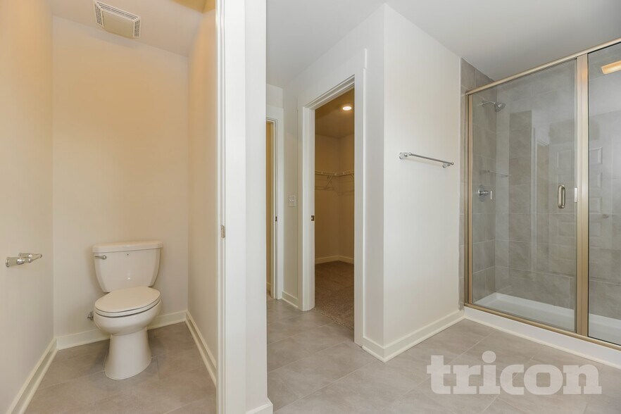 Building Photo - 6319 Trace Point Ct