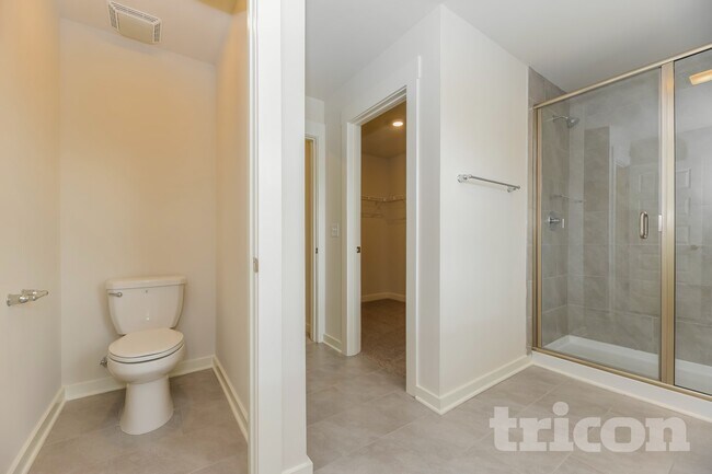 Building Photo - 6315 Trace Point Ct