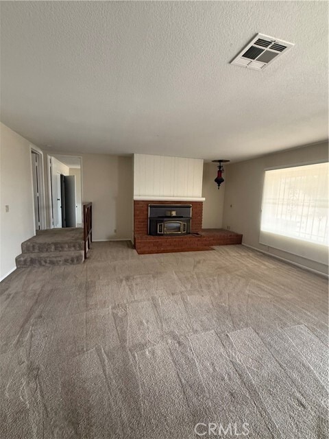 Building Photo - 18053 Orange St