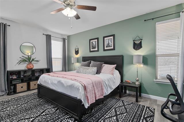 Building Photo - 15900 Back Nine Rd