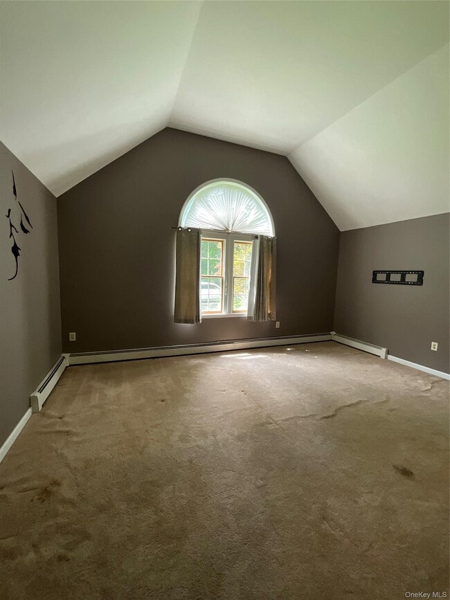 Building Photo - 22 Dogwood Dr