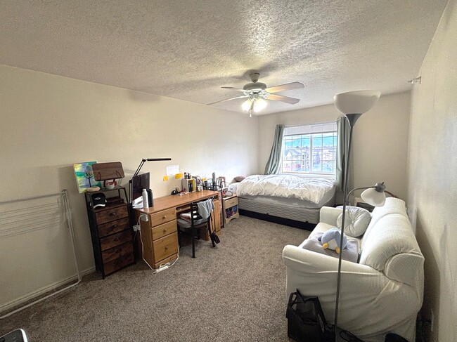 Building Photo - 112 W 1230 N