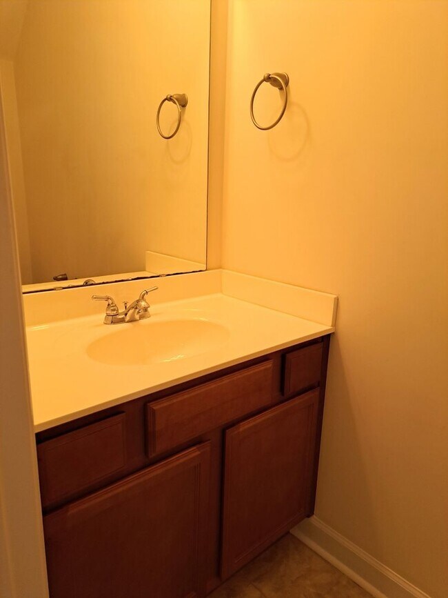 Building Photo - 310 Burley Dr