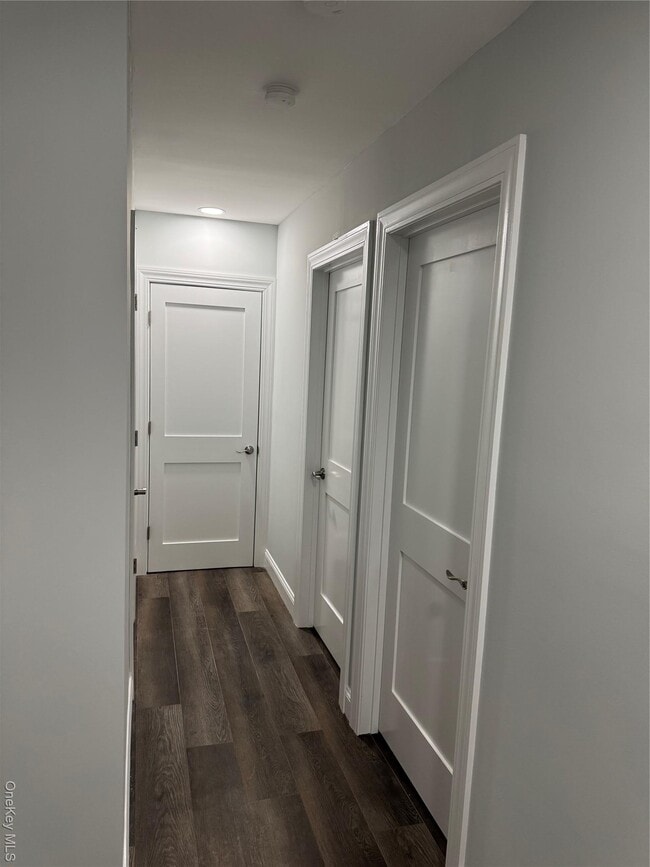 Building Photo - 16 Huntington Commons