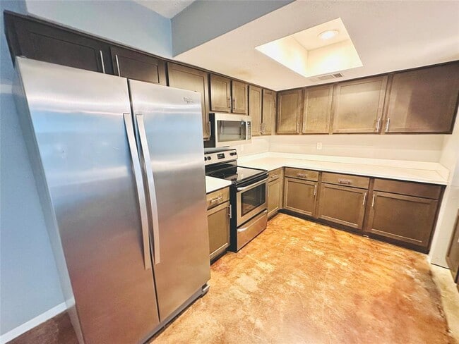 Building Photo - 3424 Willowrun Dr
