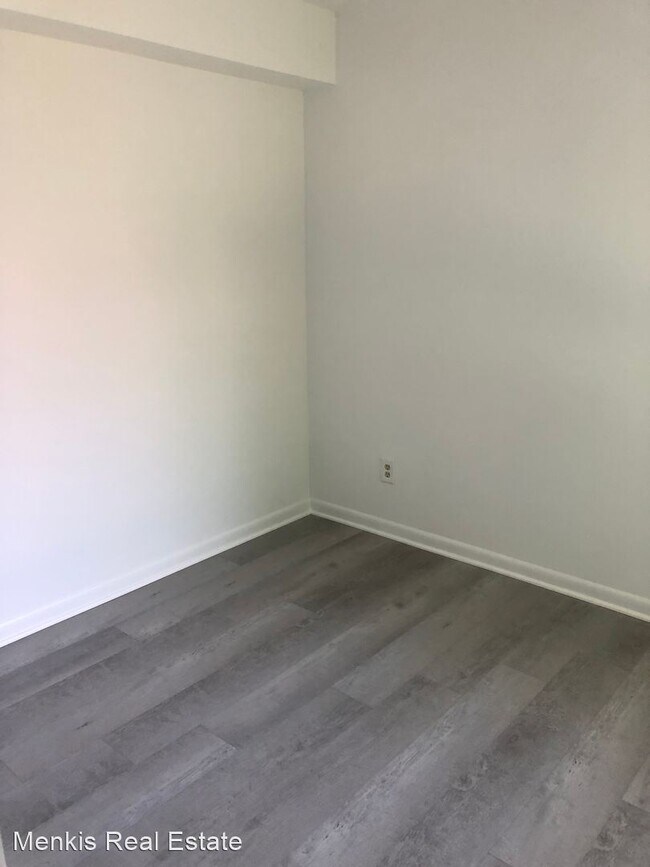 Building Photo - 2 br, 2 bath House - 15210 Elkridge Way # 2G