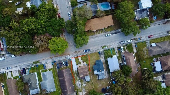 Building Photo - 5646 NW 3rd Ave