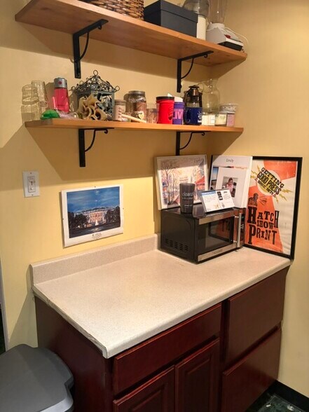 Kitchen detail - 1420 N St NW
