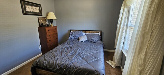 Building Photo - 312 Joe Walding Dr