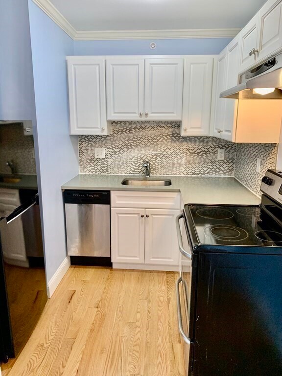 Building Photo - 14 Arizona Terrace