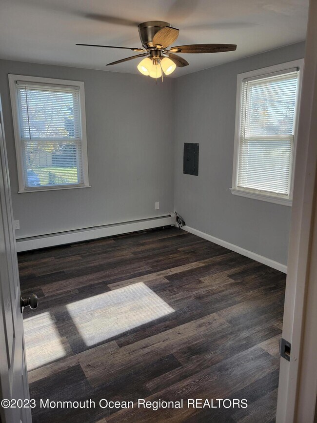 Building Photo - 119 Raritan Ave