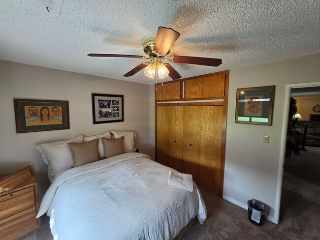 Building Photo - 5675 E Burris Ln