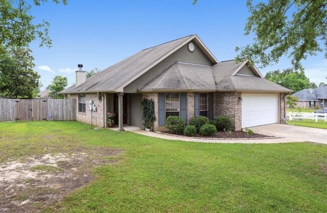Building Photo - 13696 Hidden Oaks Dr