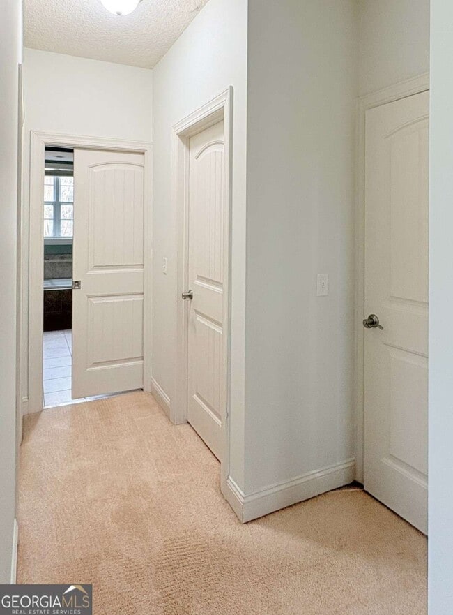 Building Photo - 130 Boatsman Way