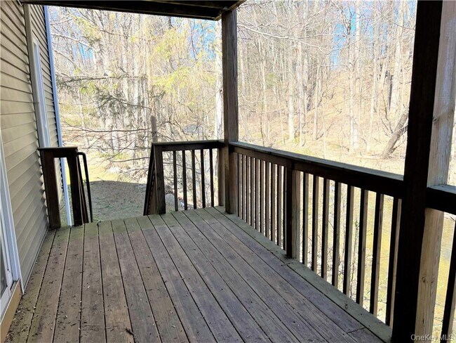 Building Photo - 189 Fair St