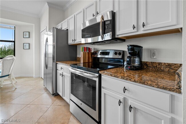 Building Photo - 9735 Acqua Ct
