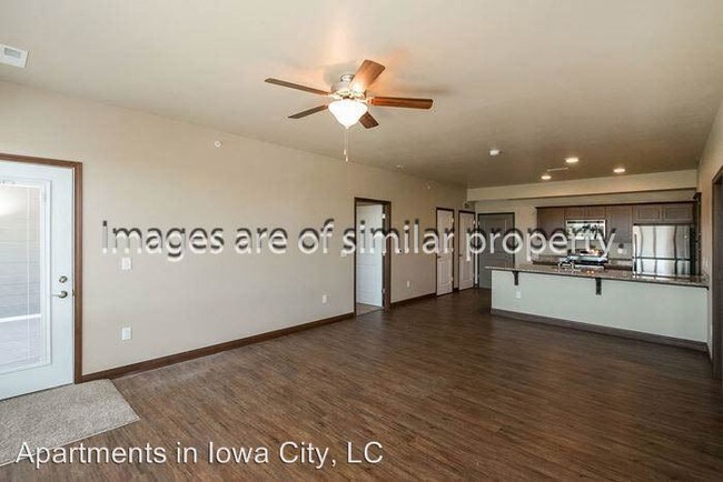 Building Photo - 602 S Dubuque St